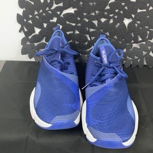 Men’s Nike Supreme 11